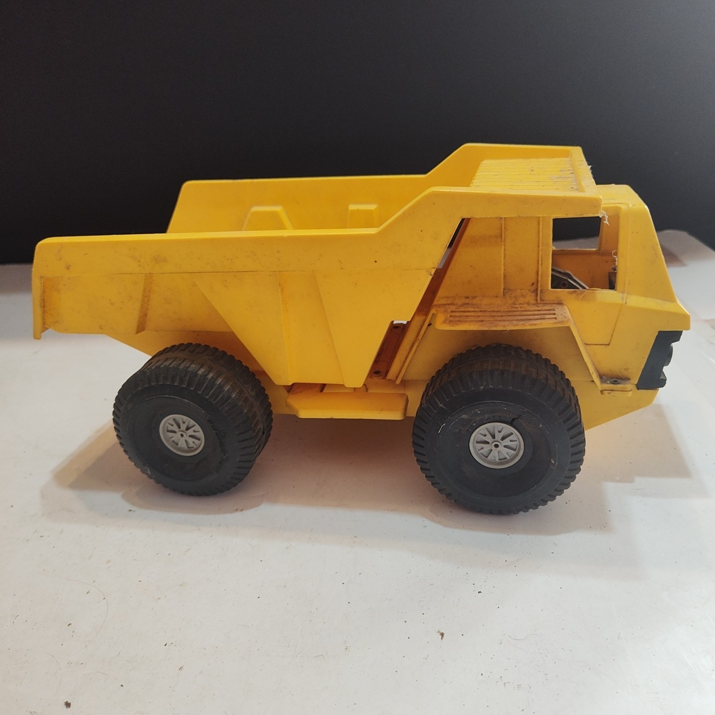Vintage Ideal Toys Mighty MO Dump Truck 1973 Working Selling For Parts Repair