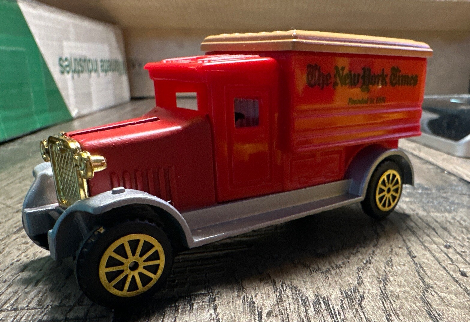 Collectors Set Classic Trucks Reader’s Digest PICS1044799 4 Truck Set New In Box