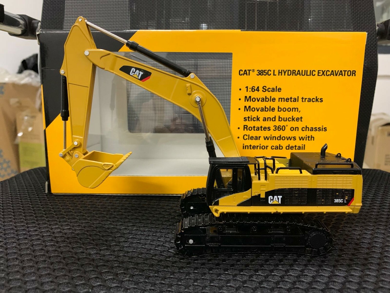CAT 1/64 Catepillar 385C Alloy Excavator Model 55203 Diecast Engineering Vehicle