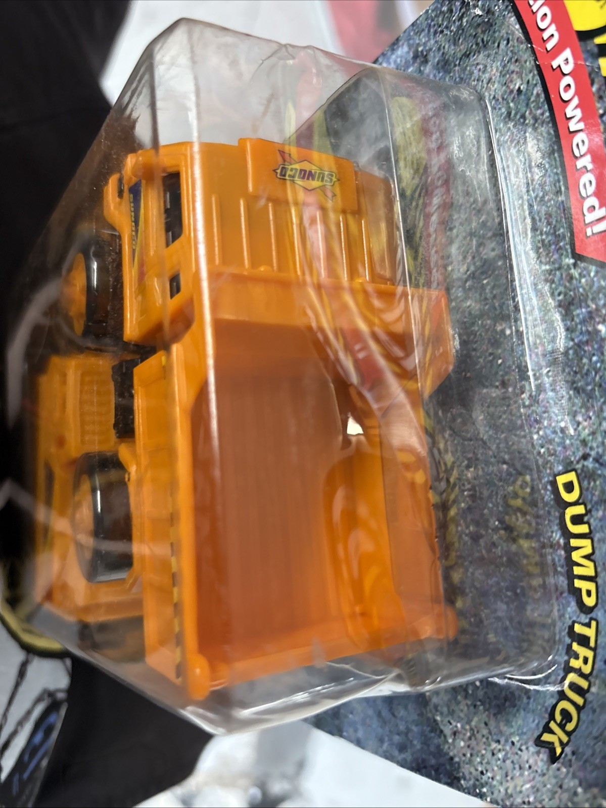 NIP 2002 SUNOCO Construction Vehicles Dump Truck And Excavator Toys