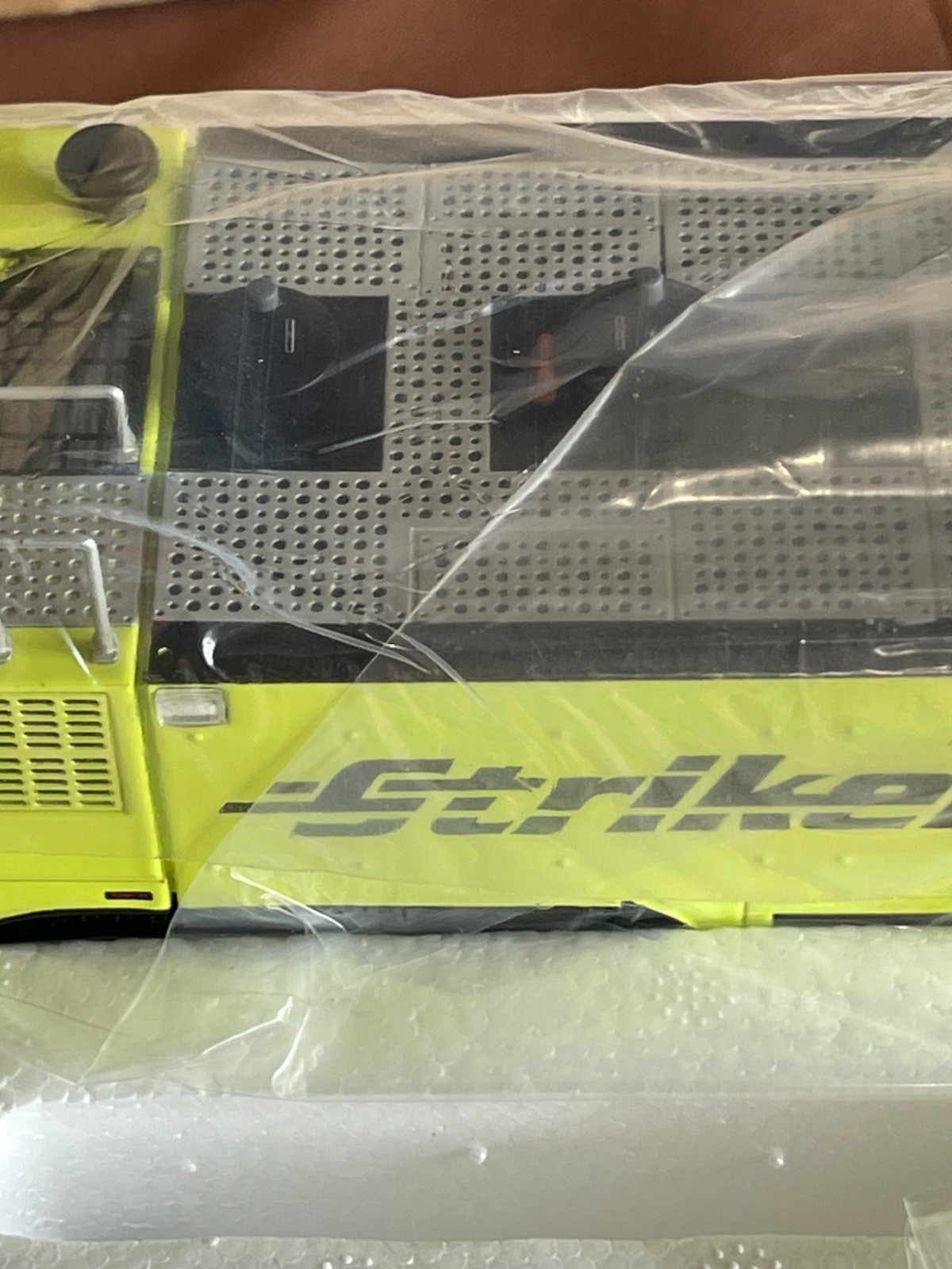 Oshkosh Striker 3000 ARFF TWH 078-1088 Airport Emergency Vehicle
