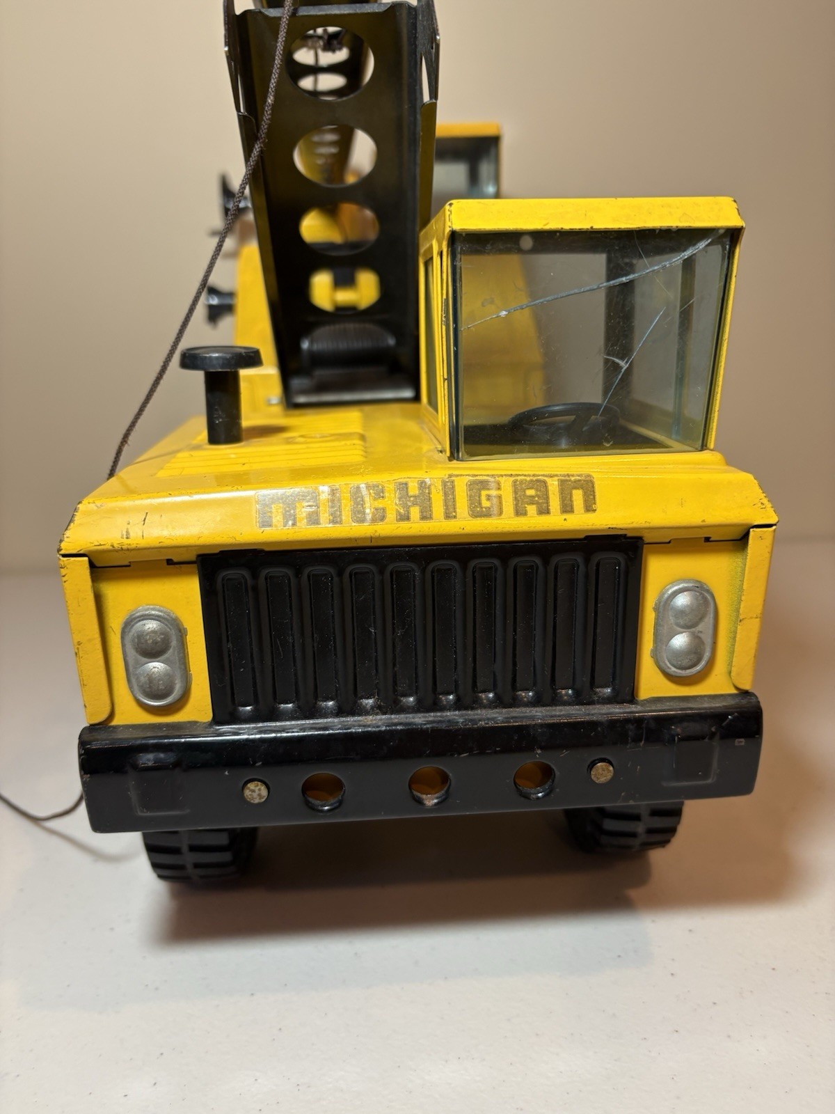 Vintage NYLINT Toy Michigan Shovel Crane T-24 Pressed Steel Yellow Truck