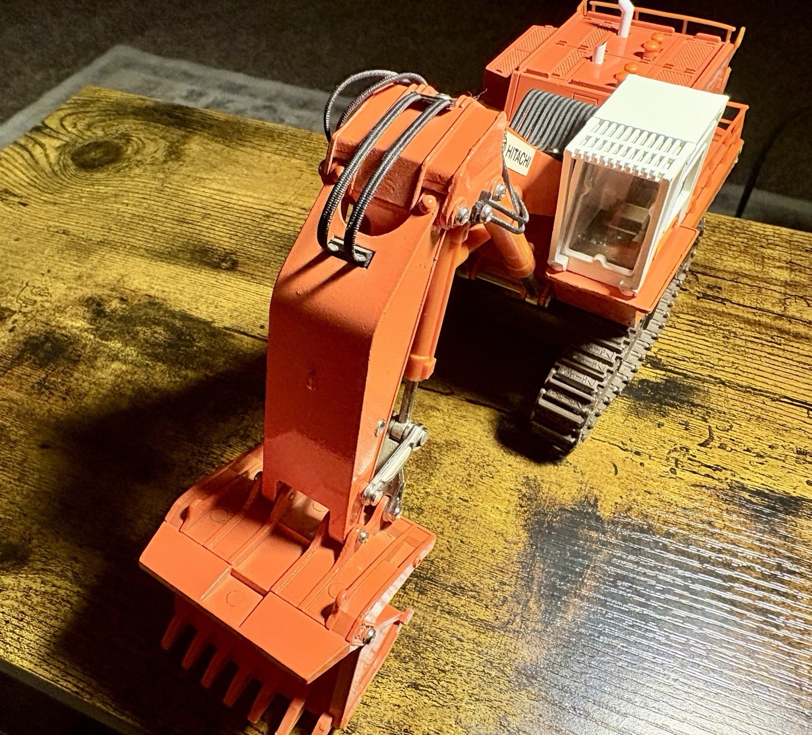 Diapet K-56 Hitachi UH801 Hydraulic Excavator No. 014-01598 w/org. box cover