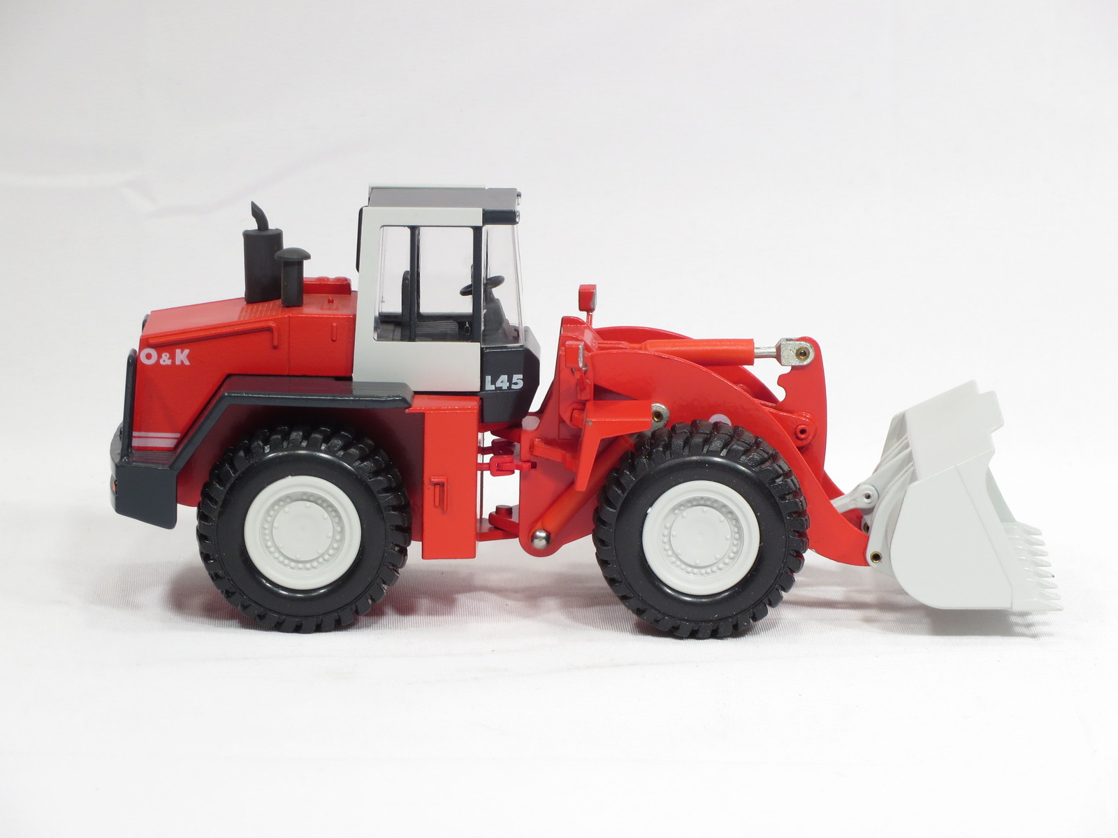 O&K L45B Wheel Loader – 1/50 – Conrad #2429 – MIB