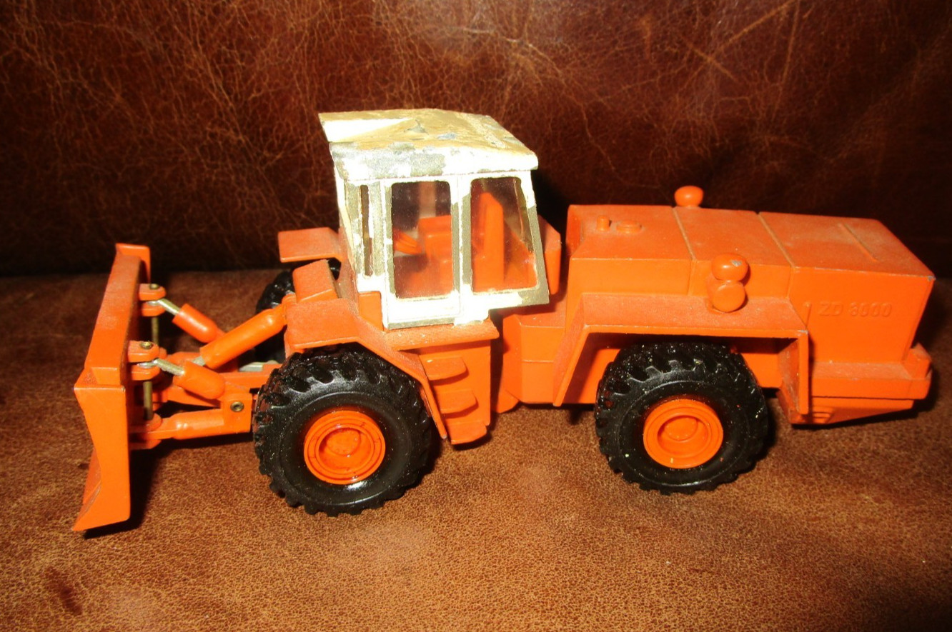 NZG ZETTELMEYER Dozer ZD 3000 1/50