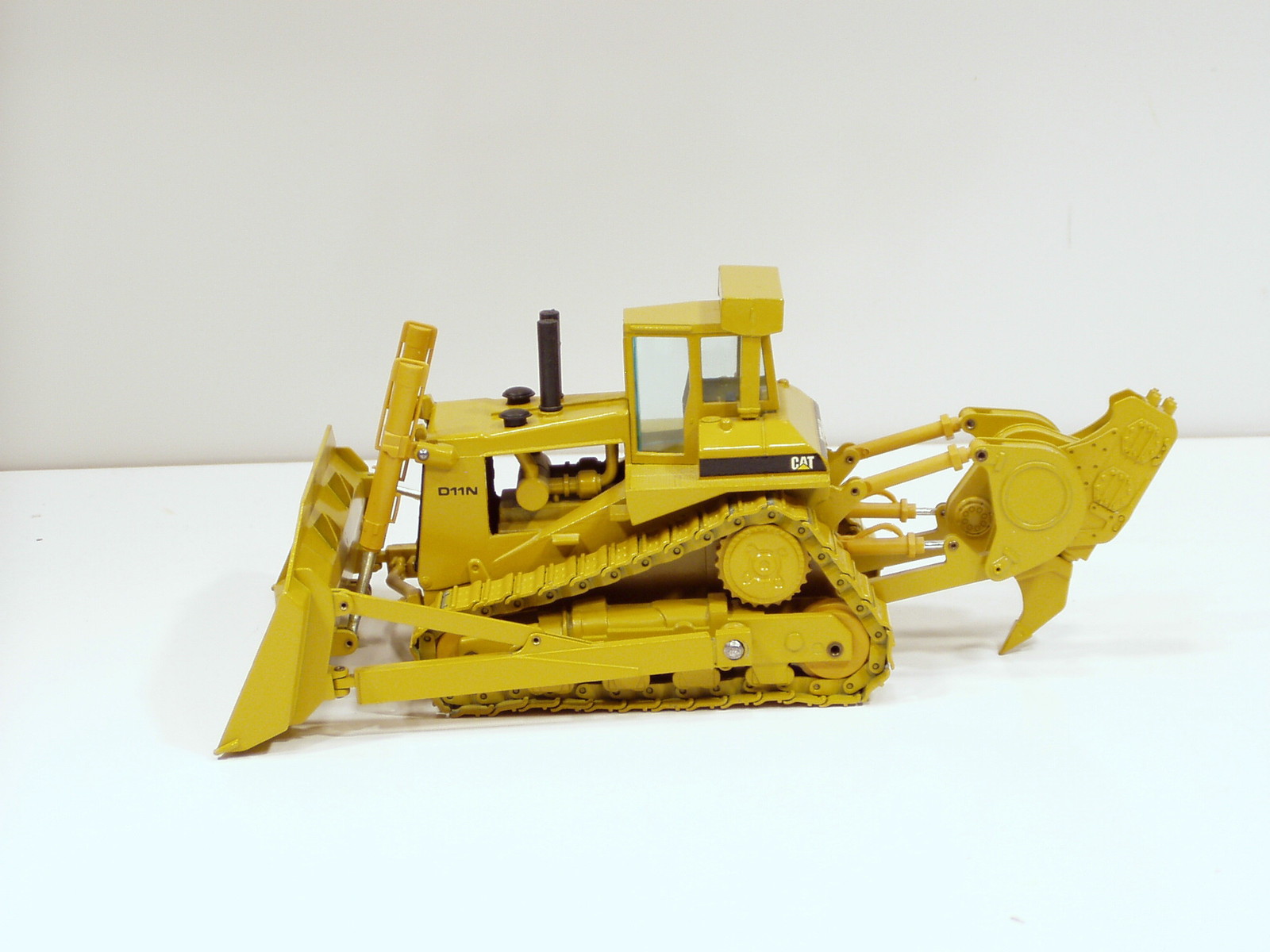 Caterpillar D11N Dozer w/ Impact Ripper – 1/50 – Conrad #2854 – N.MIB