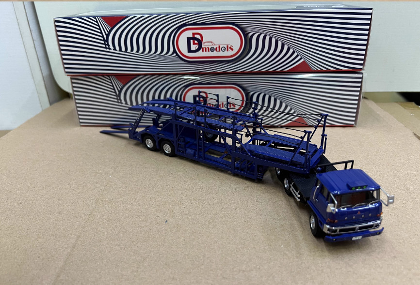 1:64 30CM FUSO1970 Trailer Double-decker Tow Truck Vehicle Machine Diecast Model
