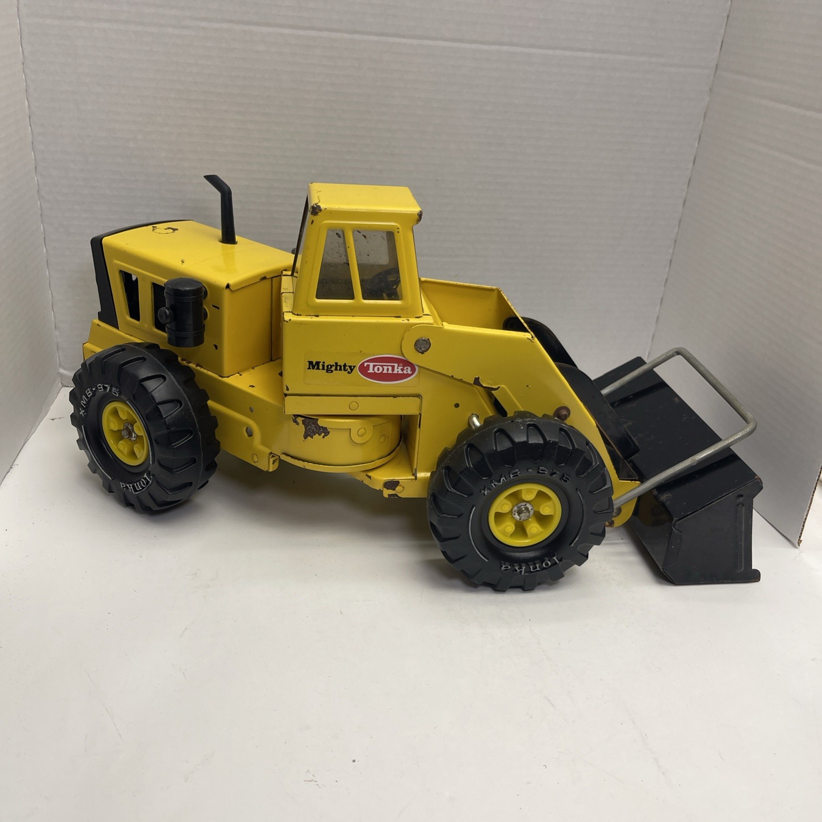 Mighty Tonka 1977-78 Front Loader Solid! Works! All Original (1957)