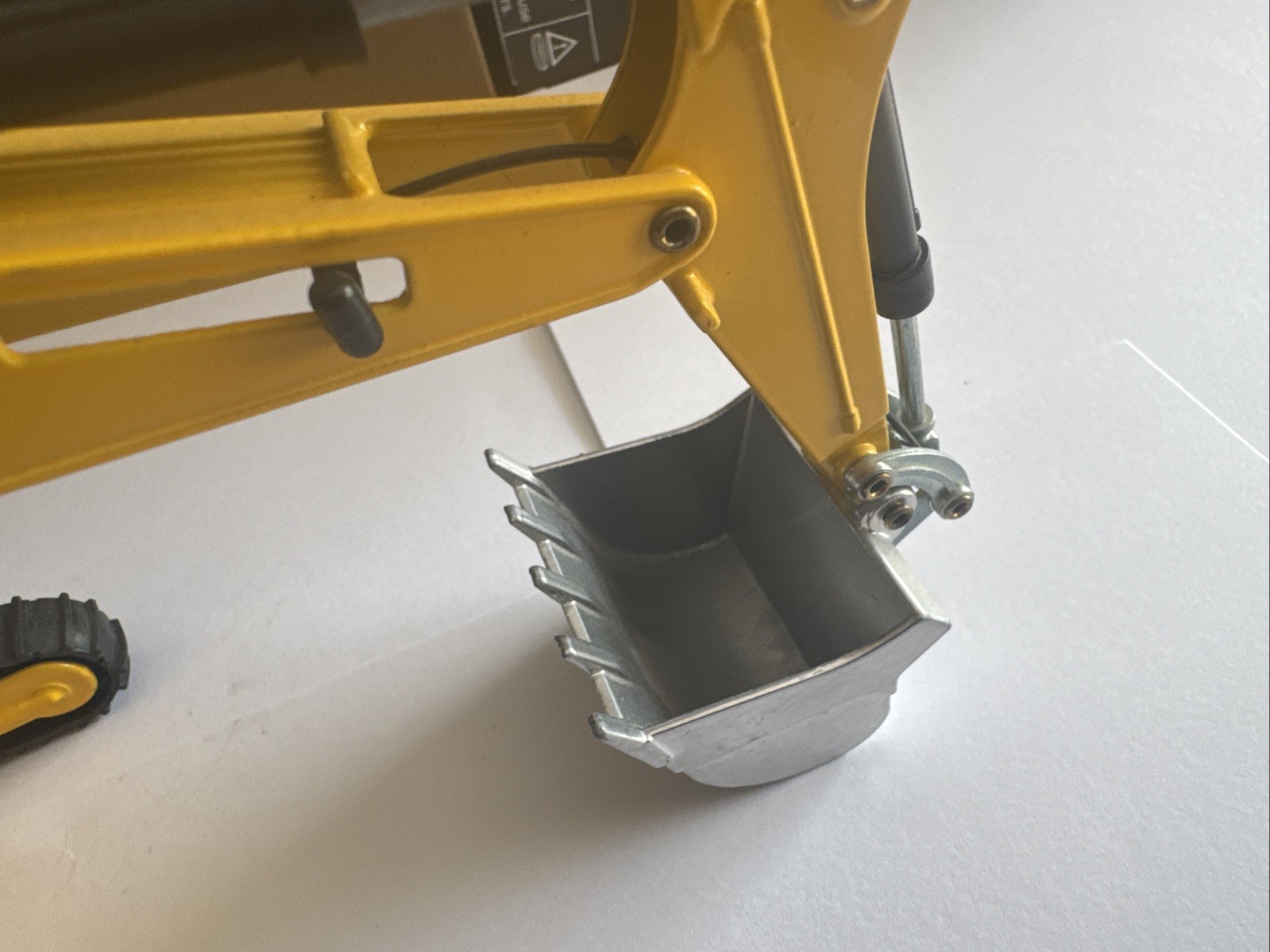 SIKU 1:55 Scale Hydraulic Excavator.free Shipping
