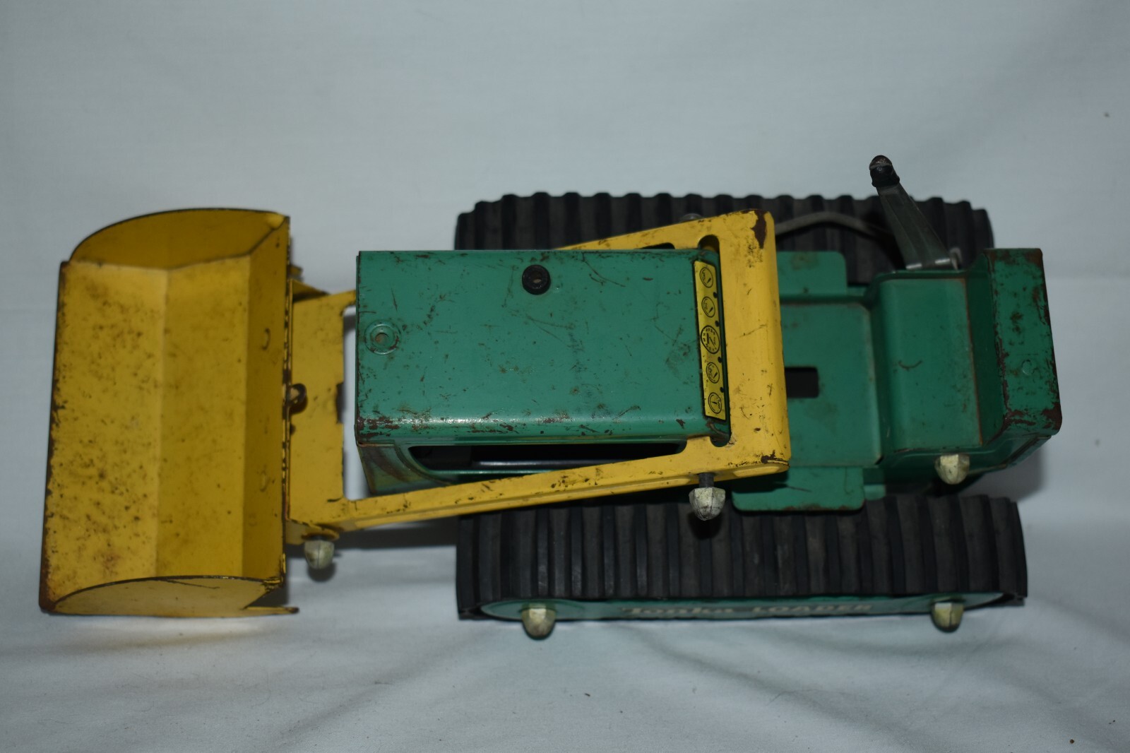 Vintage Tonka 1962 Front End Loader #402 Green & Yellow