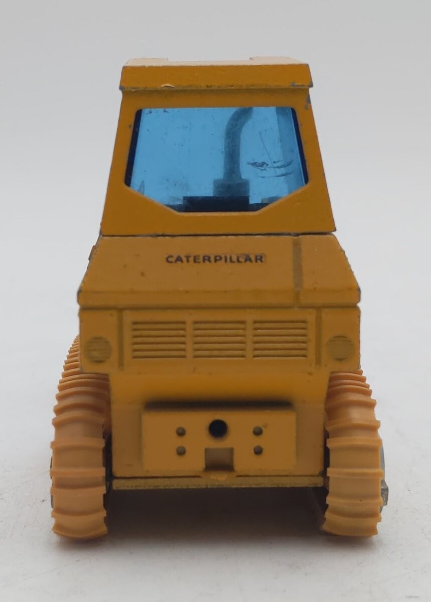 NZG 116 1:50 Scale Diecast Caterpillar 955K Kettenlader (Track Loader)/Box