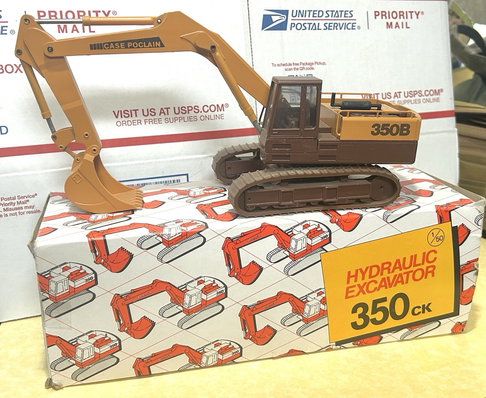 Conrad 1/50 Scale Case-Poclian 350B Excavator – Boxed (please read description)