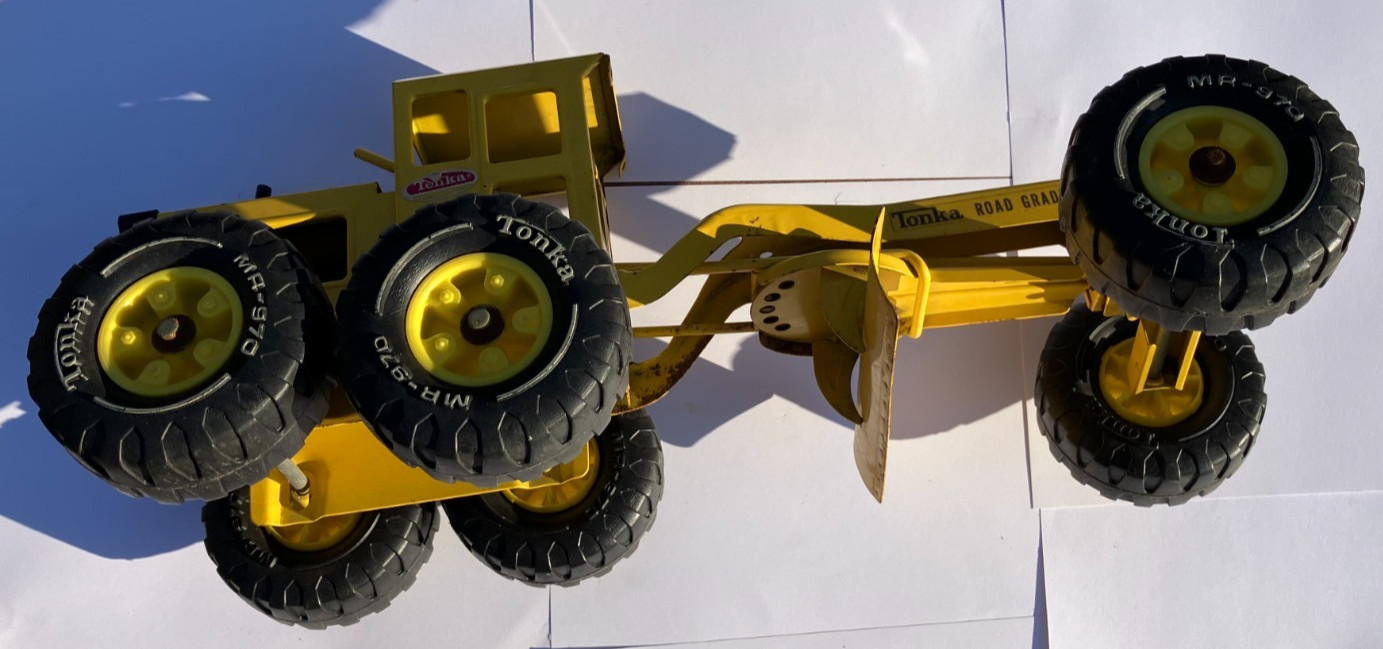 Vintage 1970s Tonka Pressed Steel Road Grader Model 2510 featuring MR-970 tires!
