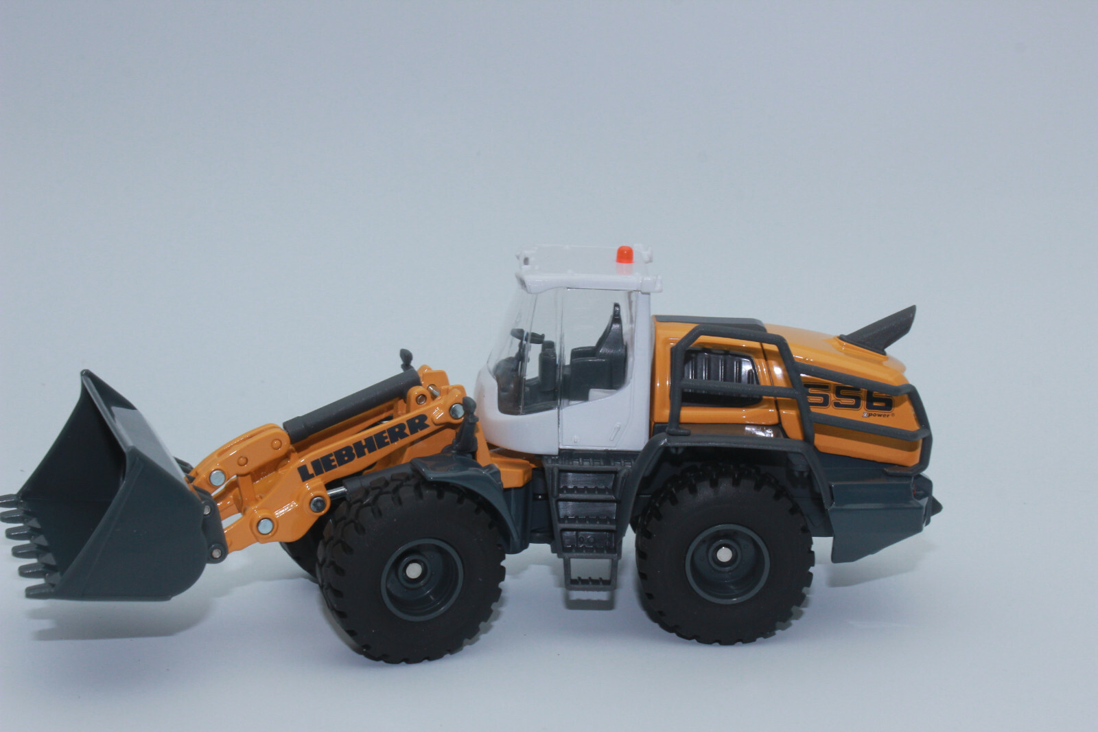Siku 3561 Liebherr L 566 Wheel Loader 1:50 New in OVP