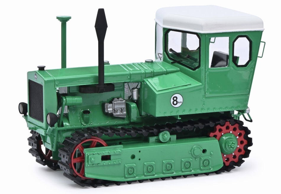1953 Schuco IFA KS07 1:32 Scale Model Farm Tractor Model Making