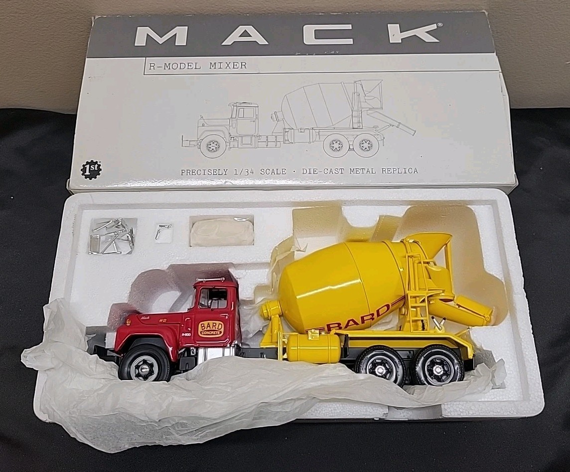 1st First Gear Mack R-Model Bard Cement Mixer 19-2267 1:34 Precision Diecast New