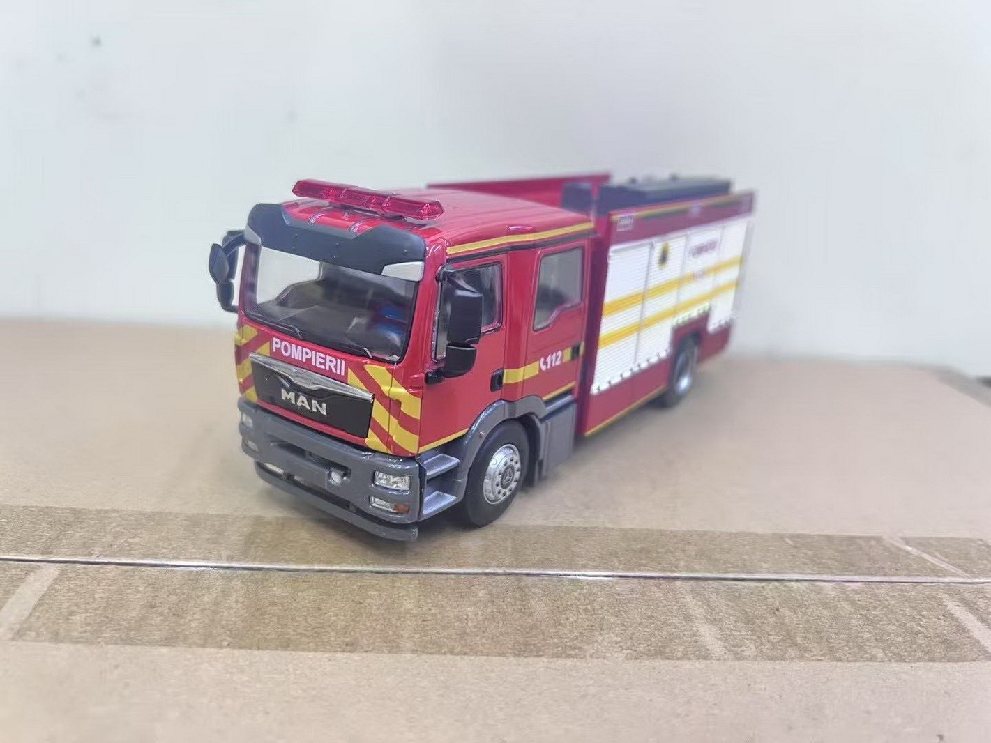 1/43 Scale MAN POMPIER II Fire Truck Diecast Model Toy Gift Collection