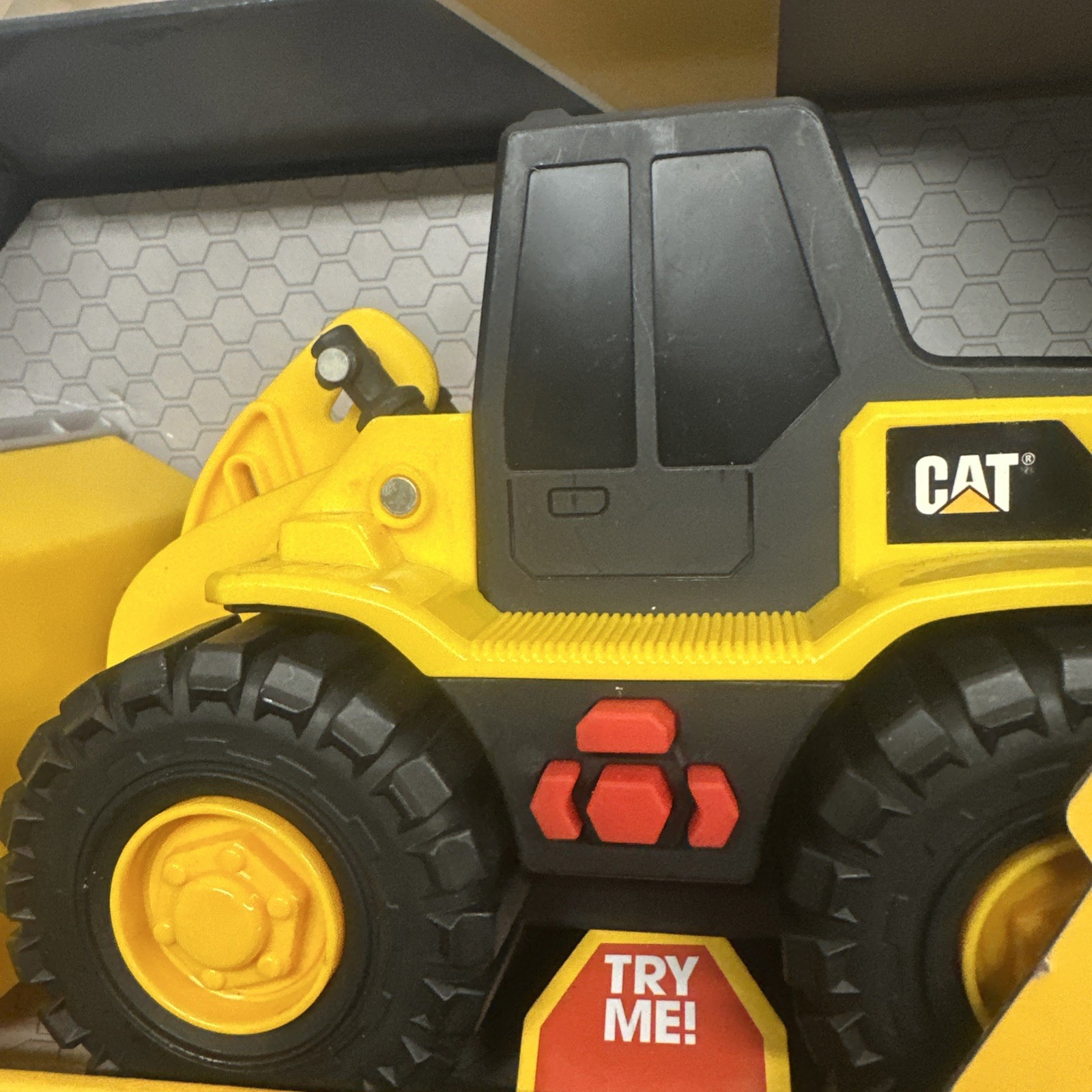 CAT Caterpillar Construction Tough Machines Toy Wheel Loader Lights & Sounds NIB