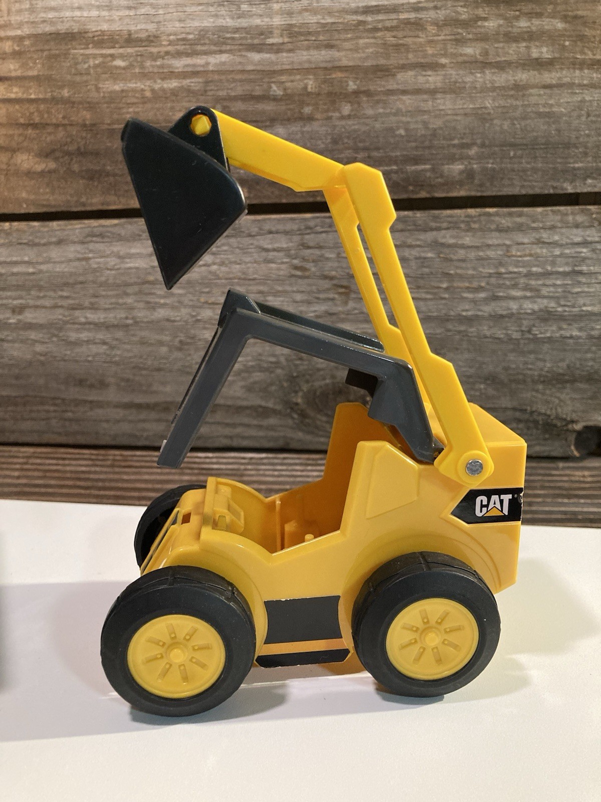 Toy State CAT Truck Trailer & Skid Steer Loader Truck Toy Caterpillar EUC￼
