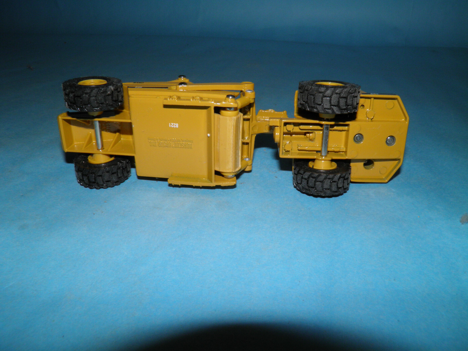 Norscot Group Inc Caterpillar 613C Motor Scraper Die Cast #b
