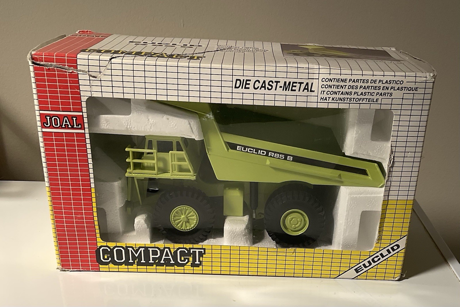 Diecast Euclid R85B Rigid Dump Truck 1:50 – Mint