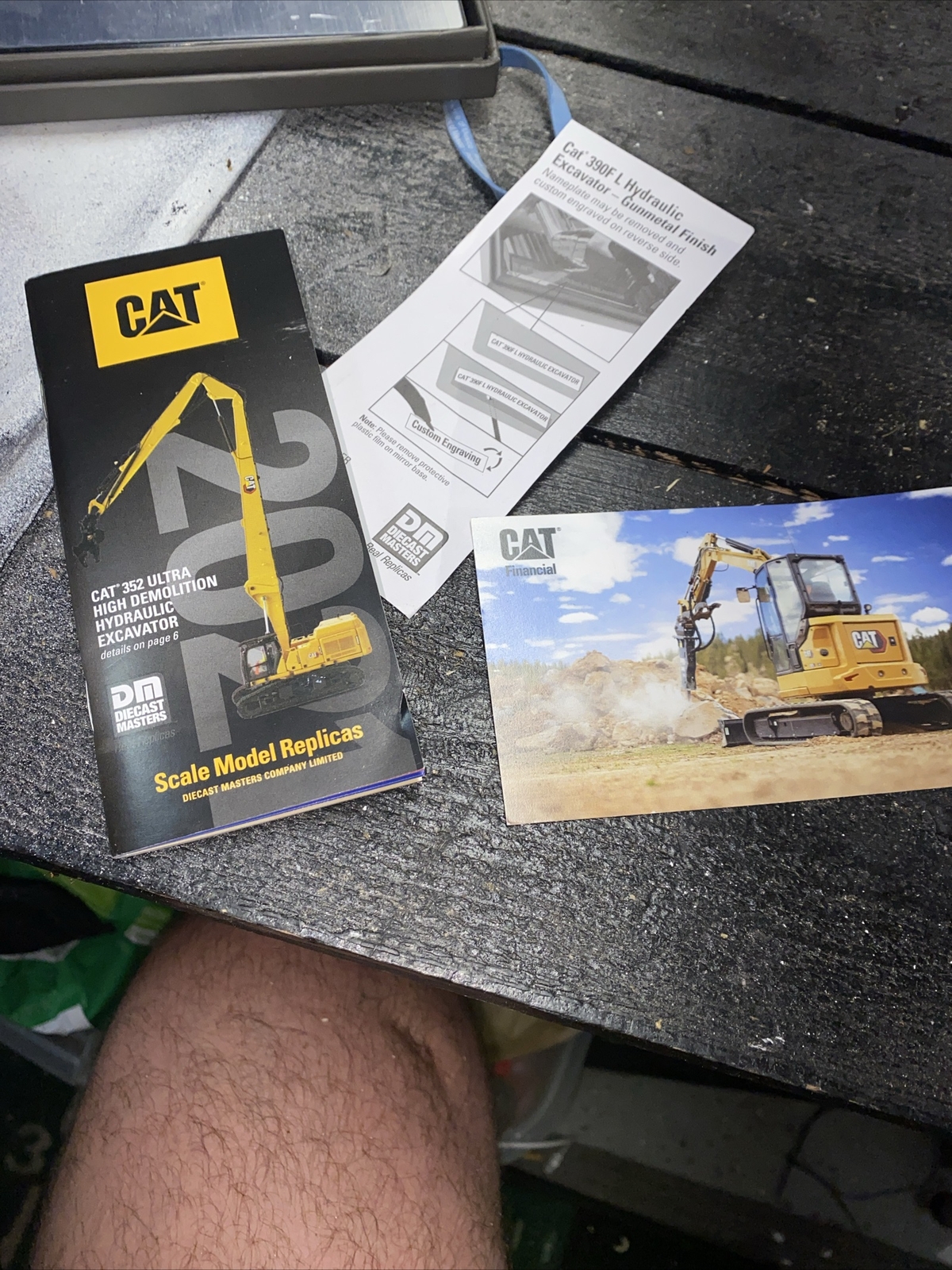 Excellent Cat 390F L Excavator Commemorative Series 1:50 Model Diecast 85547