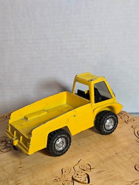 Vintage 1975 Gabriel Metal Toy Pick-up Truck is a classic piece of American-made