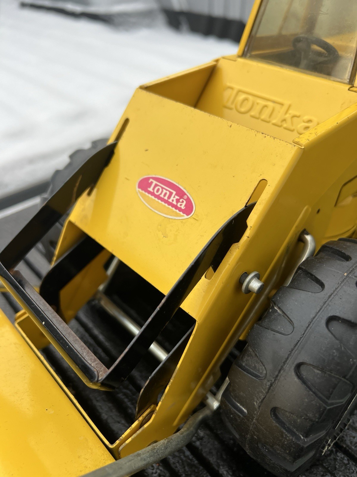 Vintage 1974/75 Metal Mighty Tonka Front End Loader #3920 – 20” x 9.5” x 9”