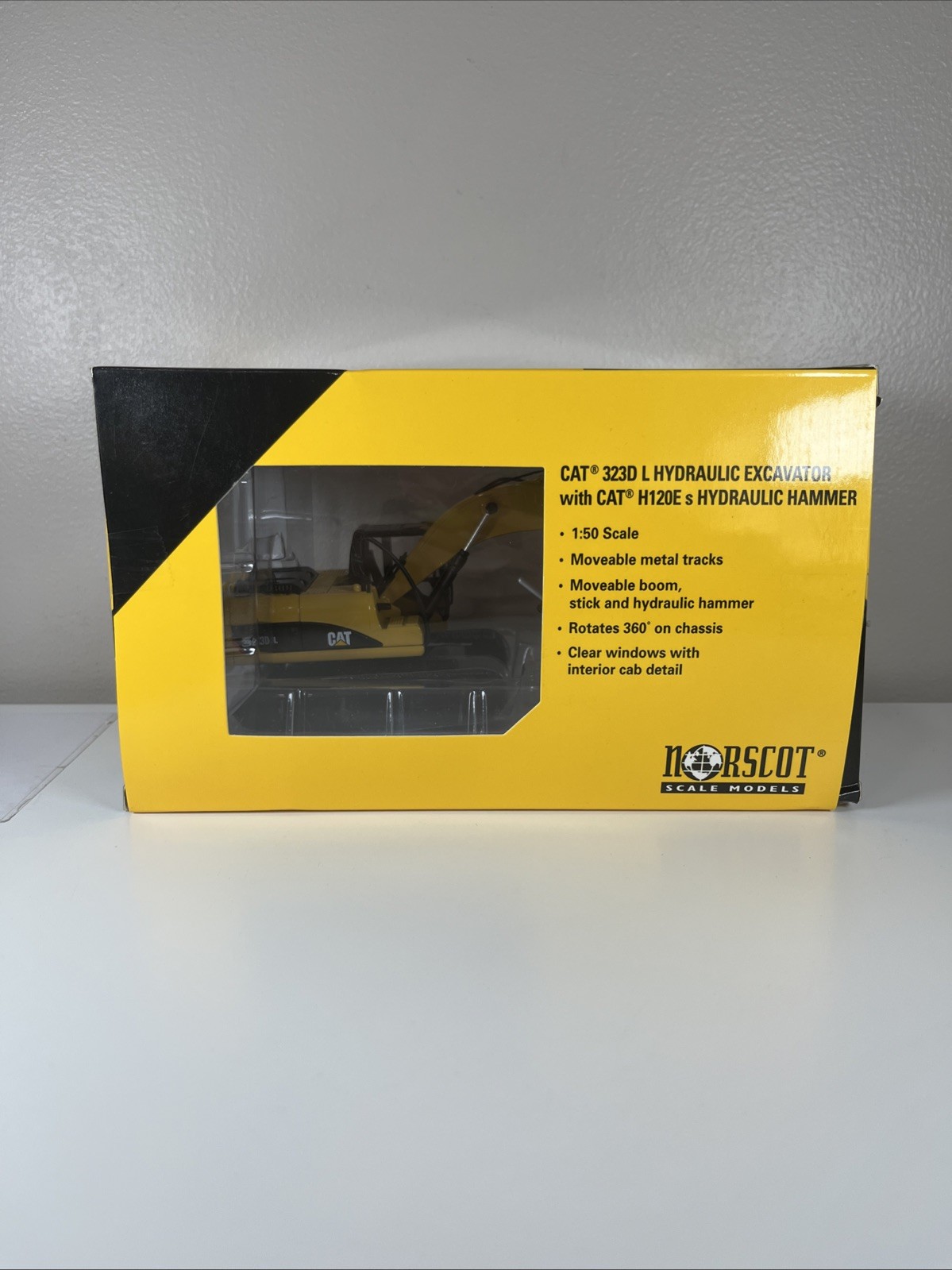 NORSCOT 55282 CAT 323D L HYDRAULIC EXCAVATOR W/CAT H120E HAMMER 1:50 55282