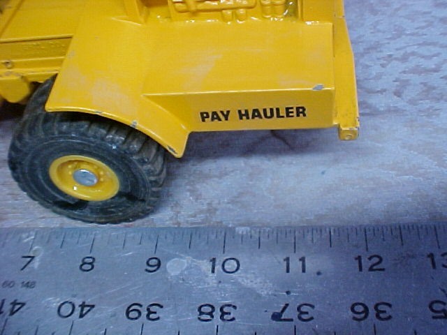 VINTAGE ERTL International Harvester Pay Hauler Toy Dump Truck