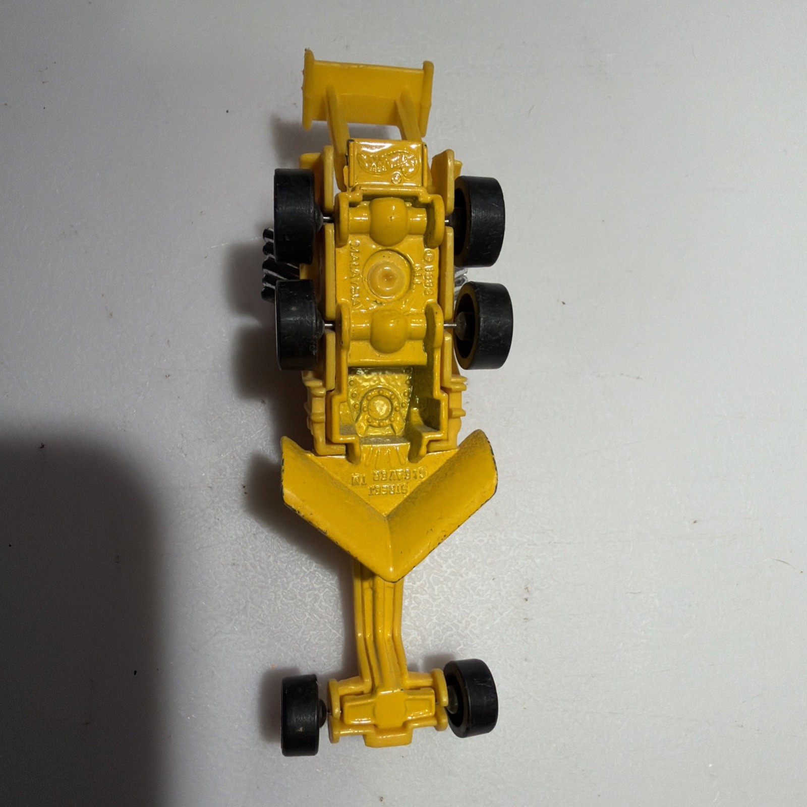 Majorette Construction Vehicles & Hot Wheels Grader. Toys Equipment
