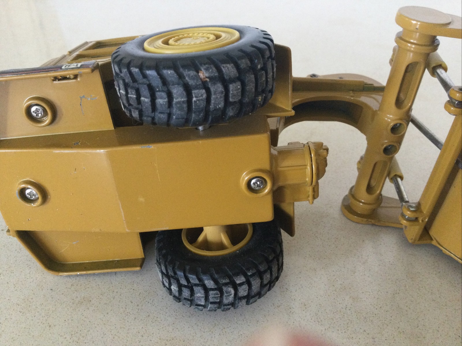 Norscot Cat 631e Scraper Diecast 1:50 Scale.