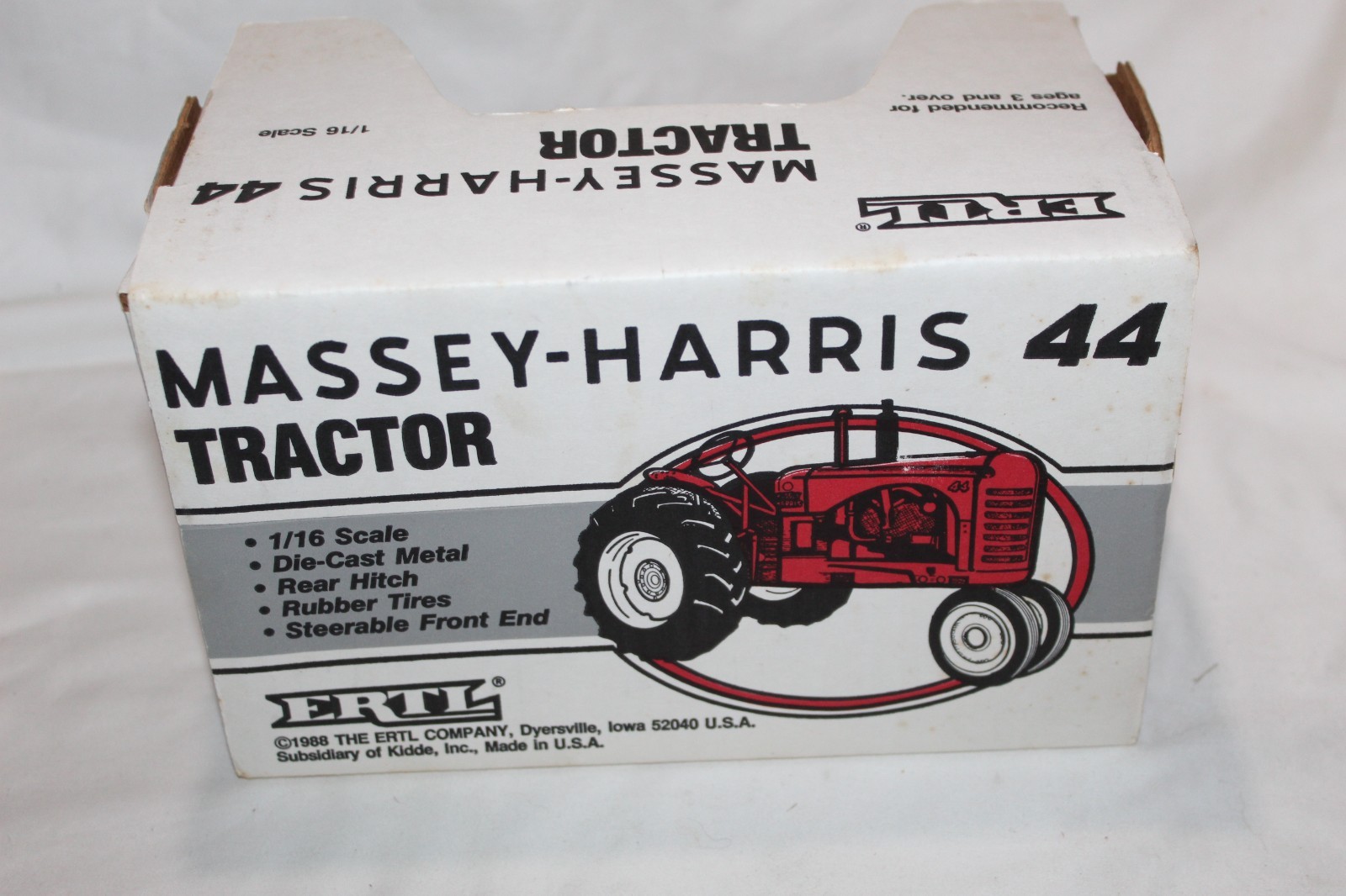 NEW Vintage 1988 ERTL Massey Harris 44 Red Tractor 1/16 Scale #1133