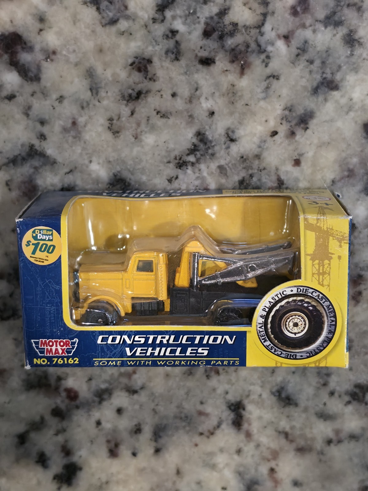 Motor Max Construction Vehicle Tow Wrecker