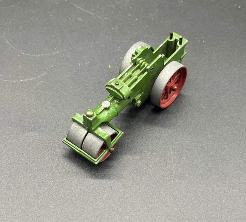 Lesney Matchbox Models of Yesteryear No 11 Aveling and Porter Road Roller Green