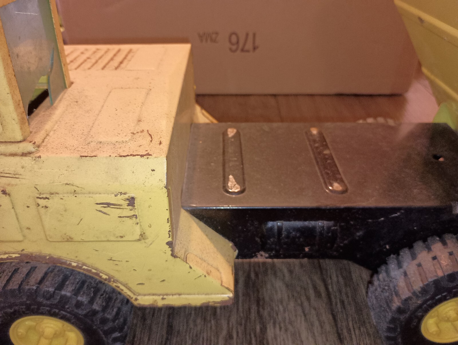 VTG. 1960s/70s (17 Inch) Yellow Nylint Dump Truck – Made In Rockford IL