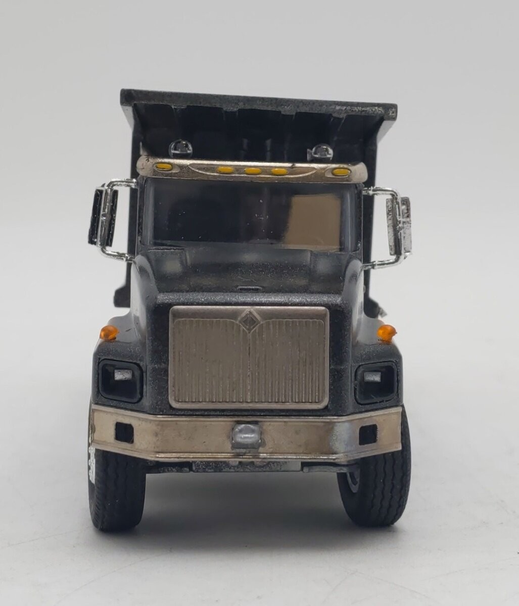 Conrad 1:50 Die-Cast Black International 5600 Dump Truck LN