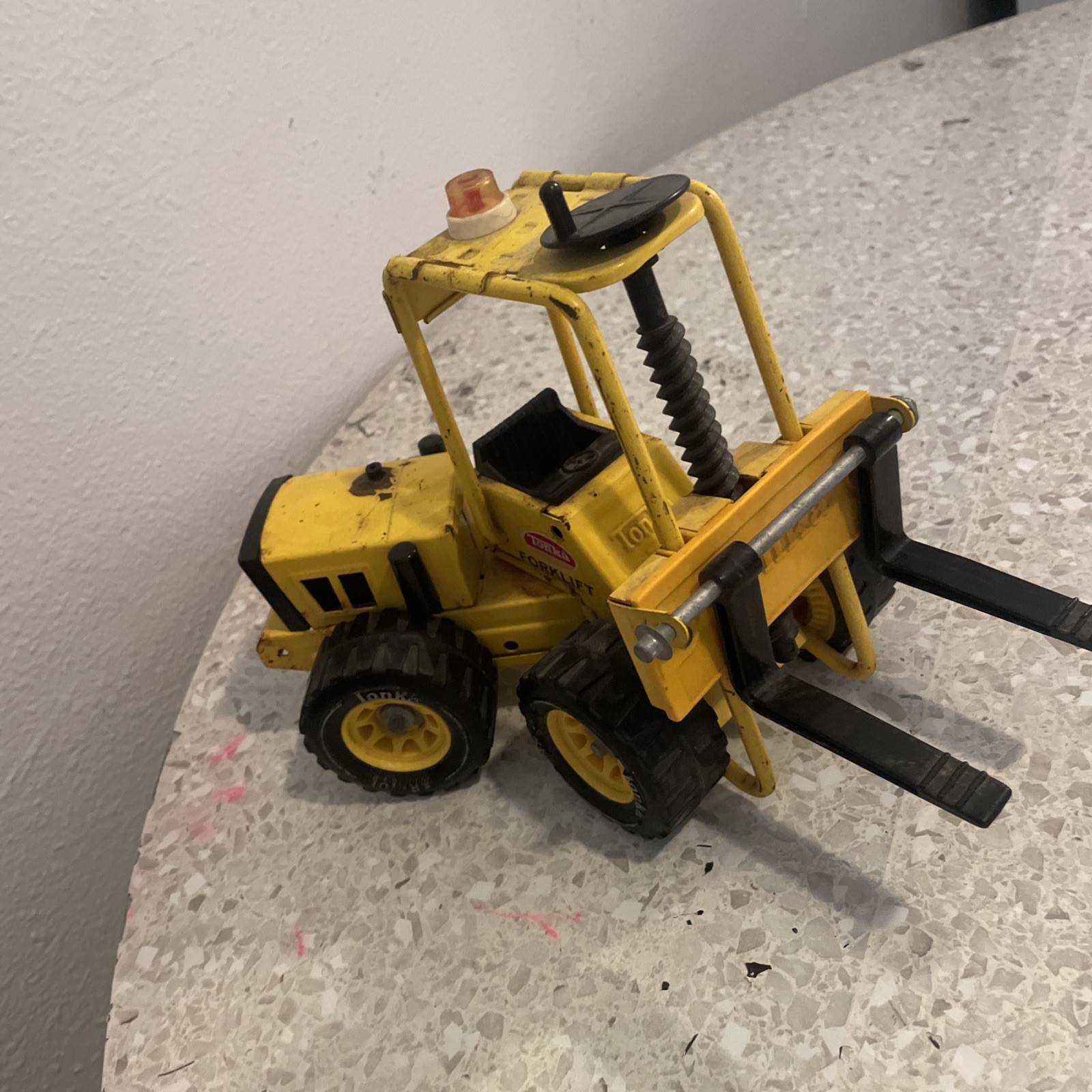 Tonka Forklift Truck # 52900 • XR-101 • Pressed Steel Metal Toy • 1970s Vintage