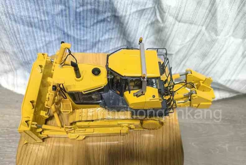 LIUGONG LD60D DOZER Diecast Model Toy Collection Gift NIB 1/35 Scale