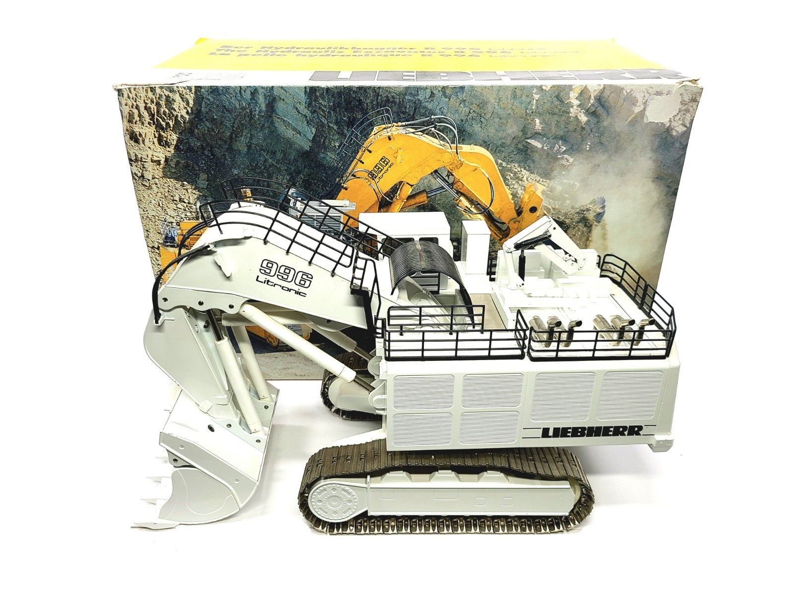 Liebherr R996 Mining Front Shovel – Conrad 1:50 Scale Diecast Model #2811