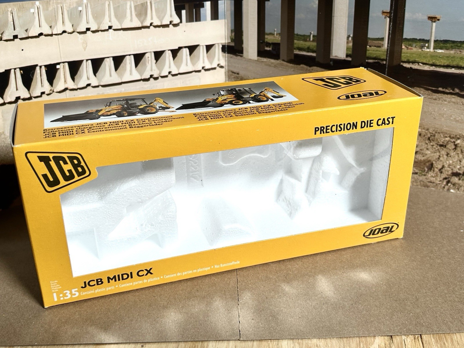 Joal 1/35 Scale JCB Midi CX Centermount Tractor Loader Backhoe (v/g with box!)