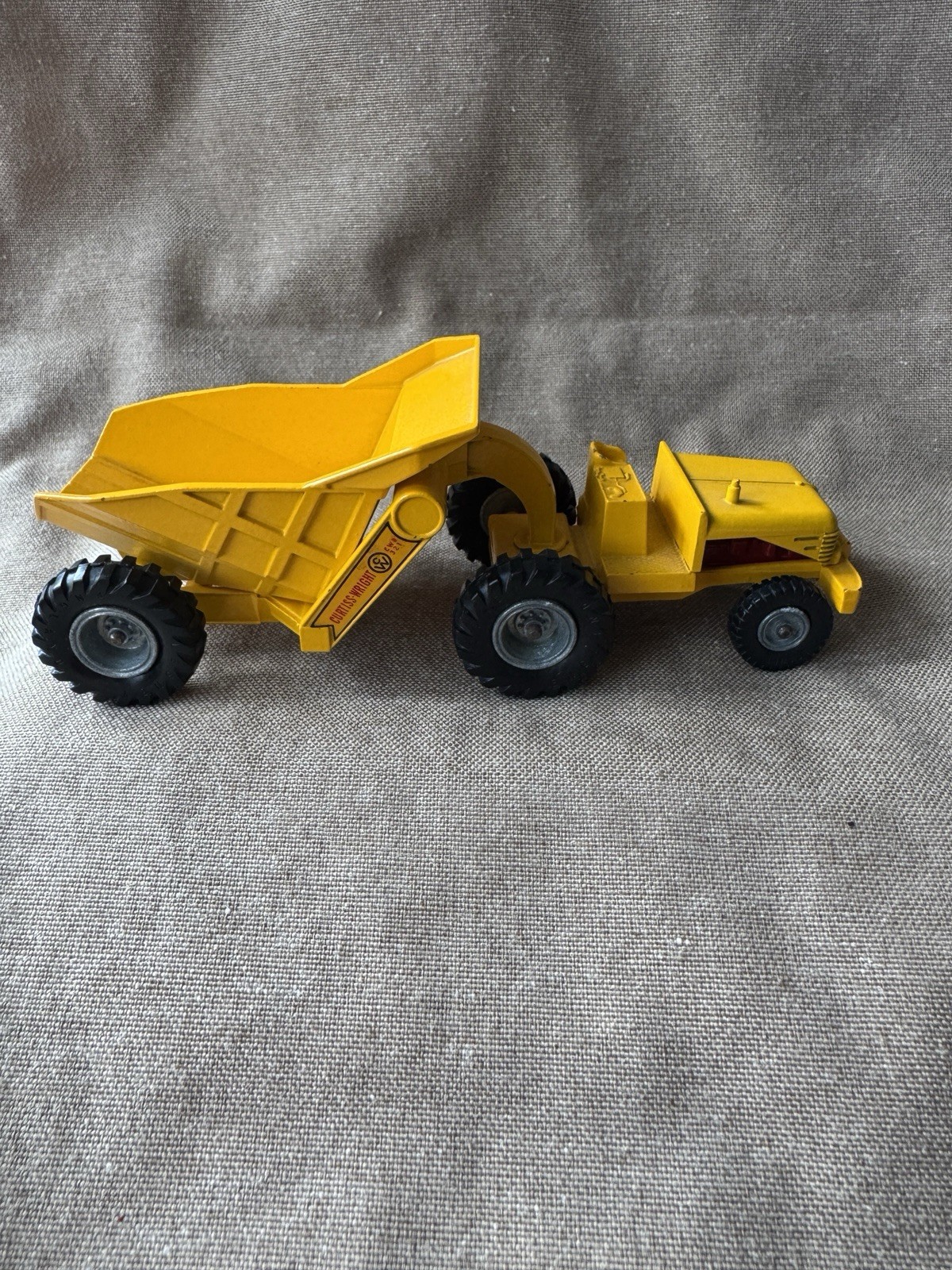LESNEY/MATCHBOX #7 KING SIZE SERIES CURTISS WRIGHT REAR DUMPER CWD 321