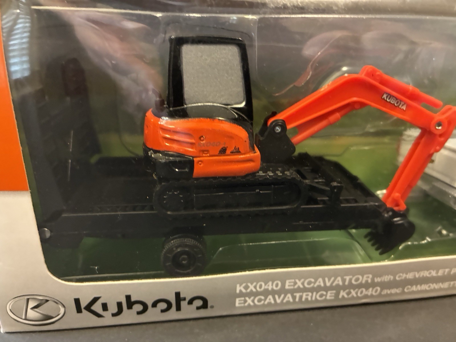 New Ray Kubota KX040 Excavator & Trailer Chevrolet Silverado 1500 Crew Cab Truck