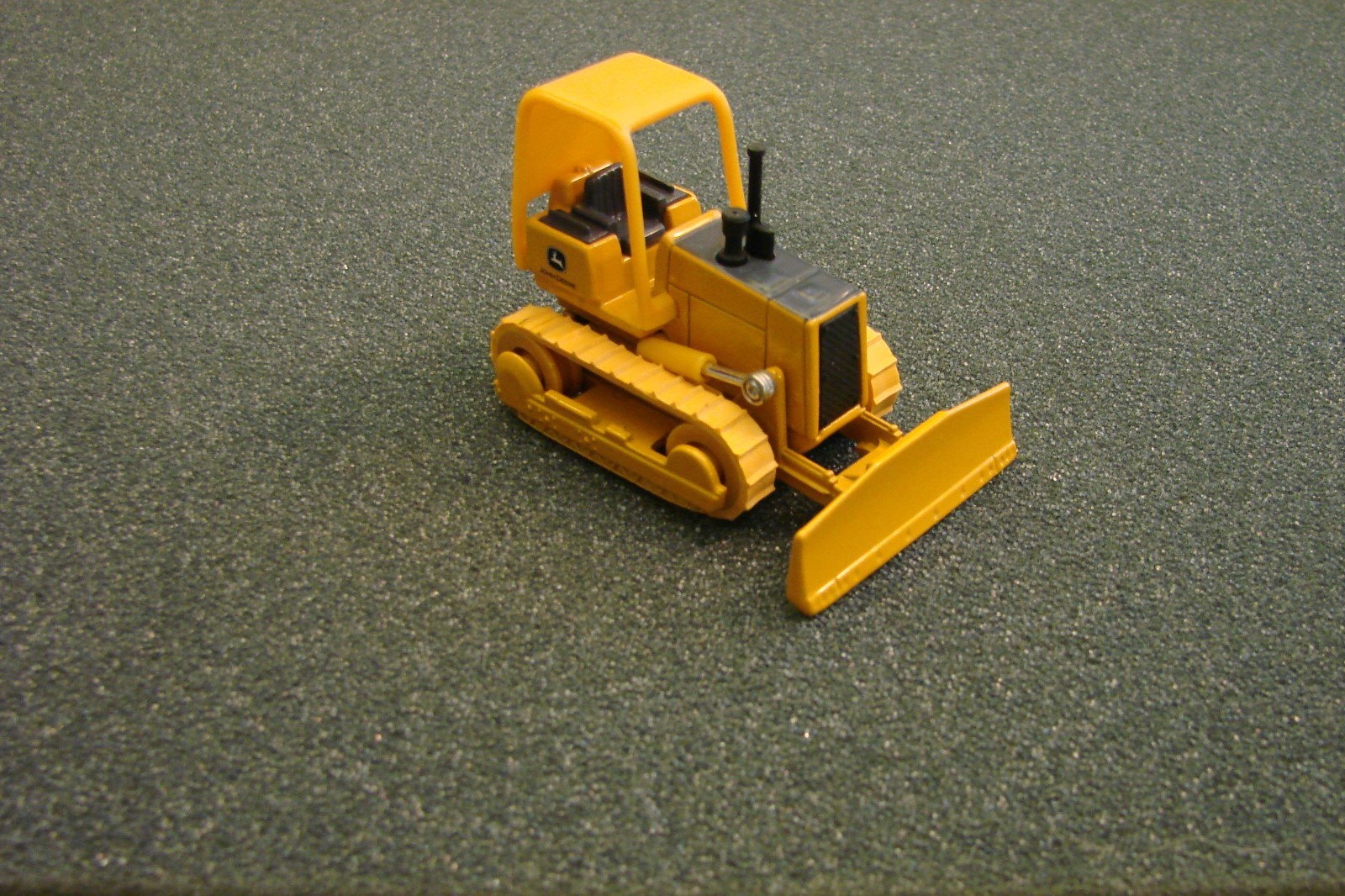 John Deere Kids Toys Farm Tractor JD Construction Dozer Vehicles deer boys 1/64