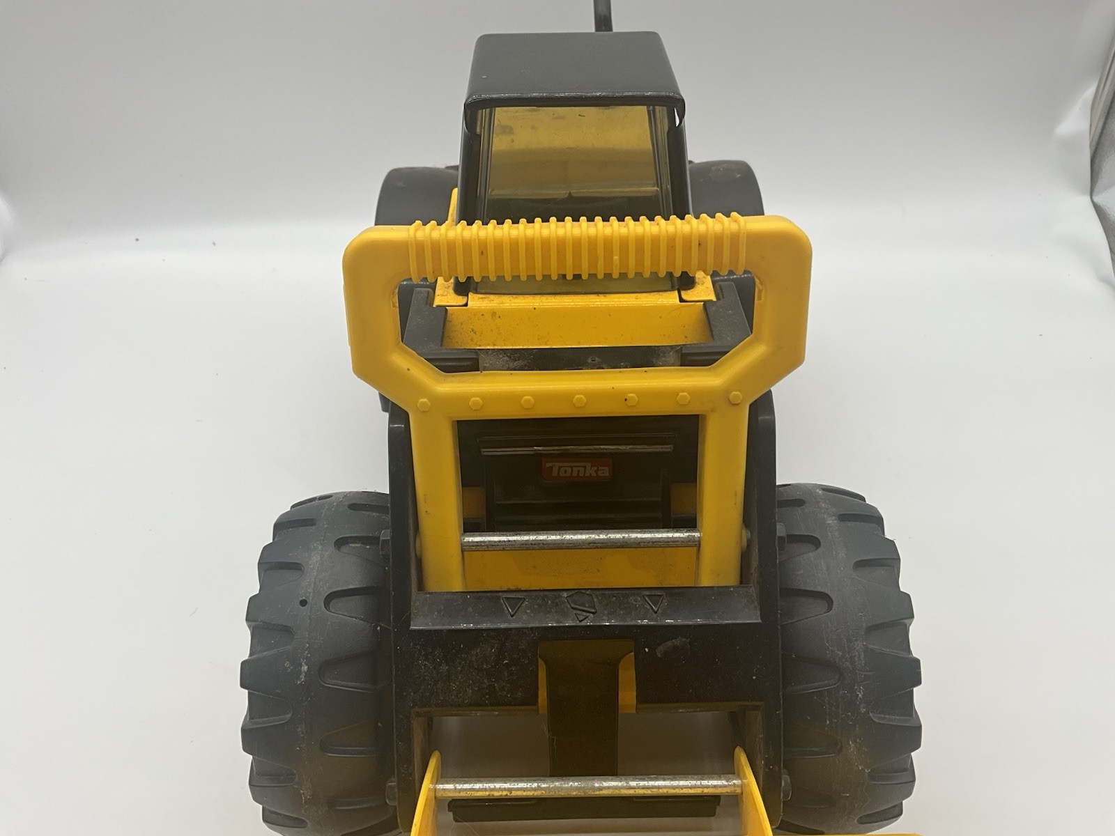 Tonka 952 Construction Front End Loader Excavator Metal & Plastic 18″ Long