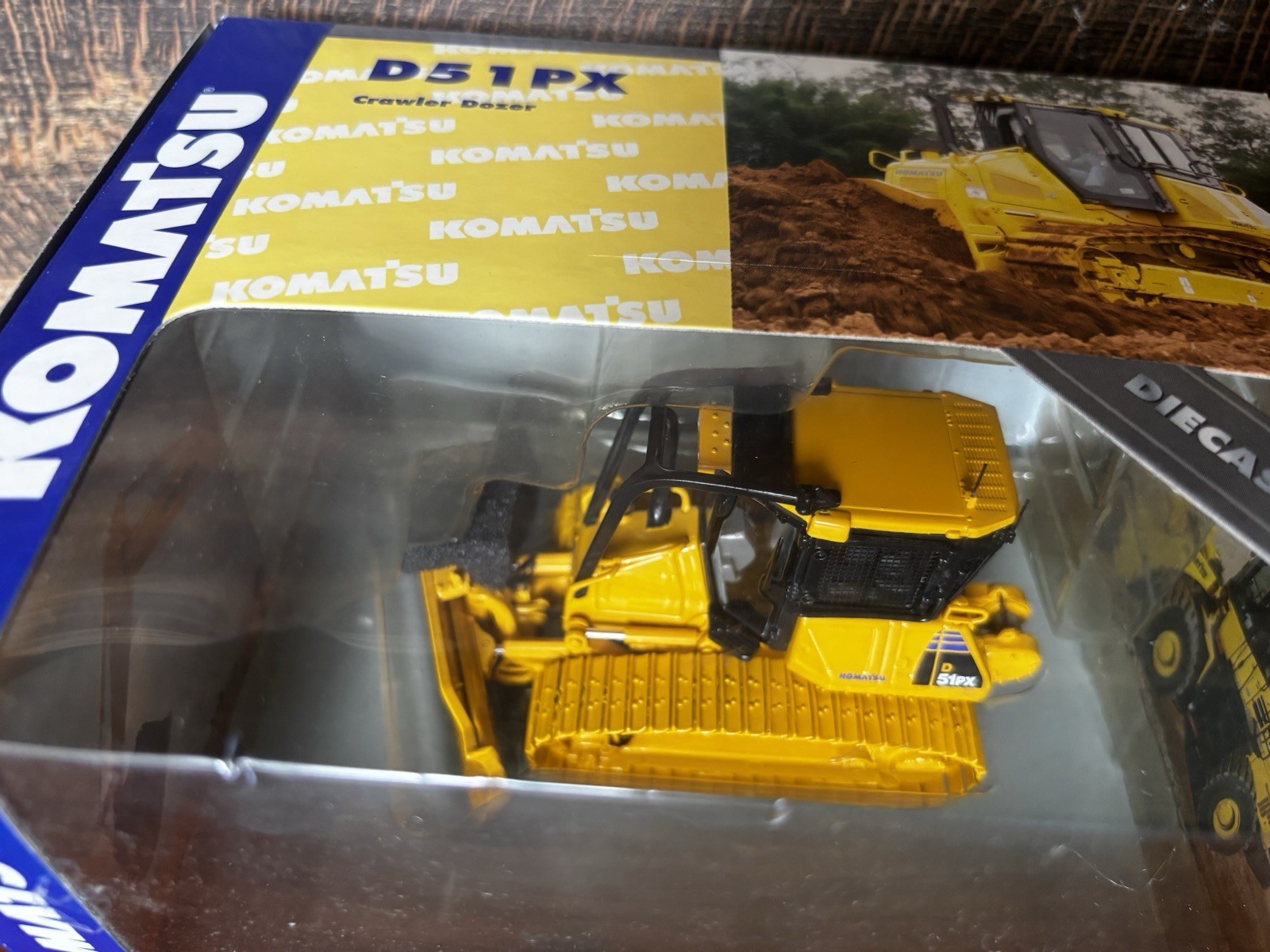 Komatsu D51PX crawler dozer