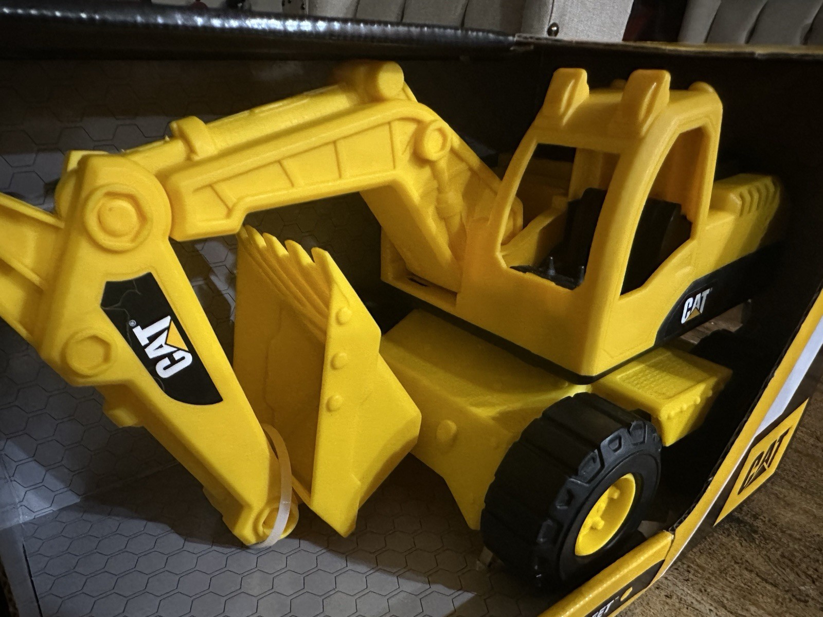Funrise CAT Construction Fleet Plastic Excavator Toy Vehicle Yellow/Black