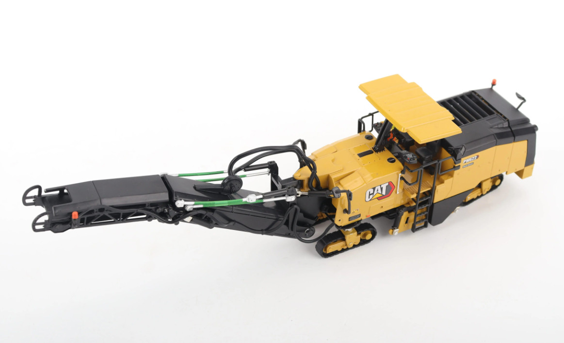 1:50 DM CAT PM622 Cold Planer Modern Hex Construction Machine Diecast Model