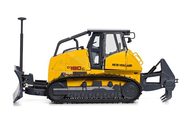 Motorart 13786 New Holland D180C Track Dozer w/Ripper & GPS – Die-cast 1/50 MIB