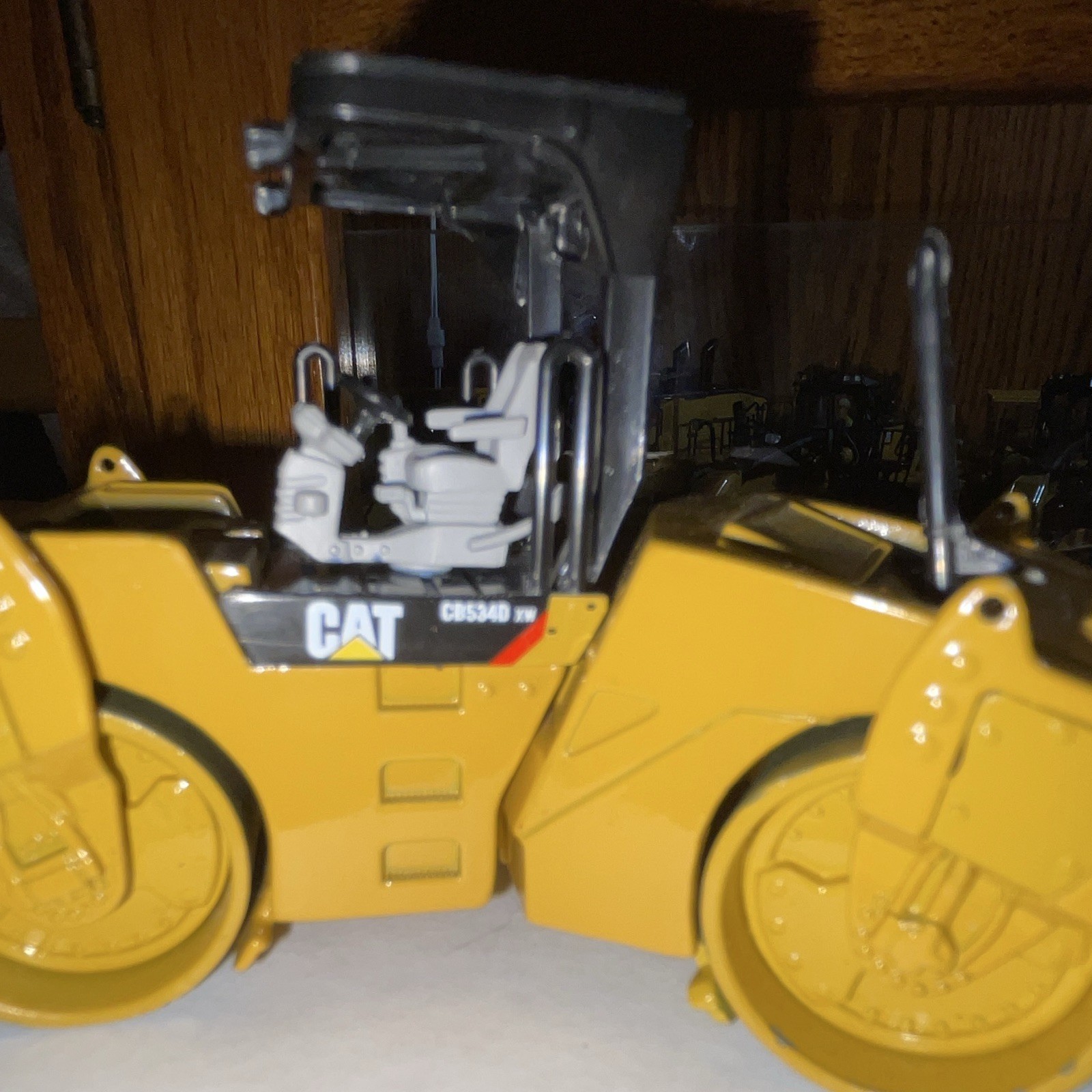 CAT CB534D II Tandem Vibratory Roller Diecast Construction Model 1:50